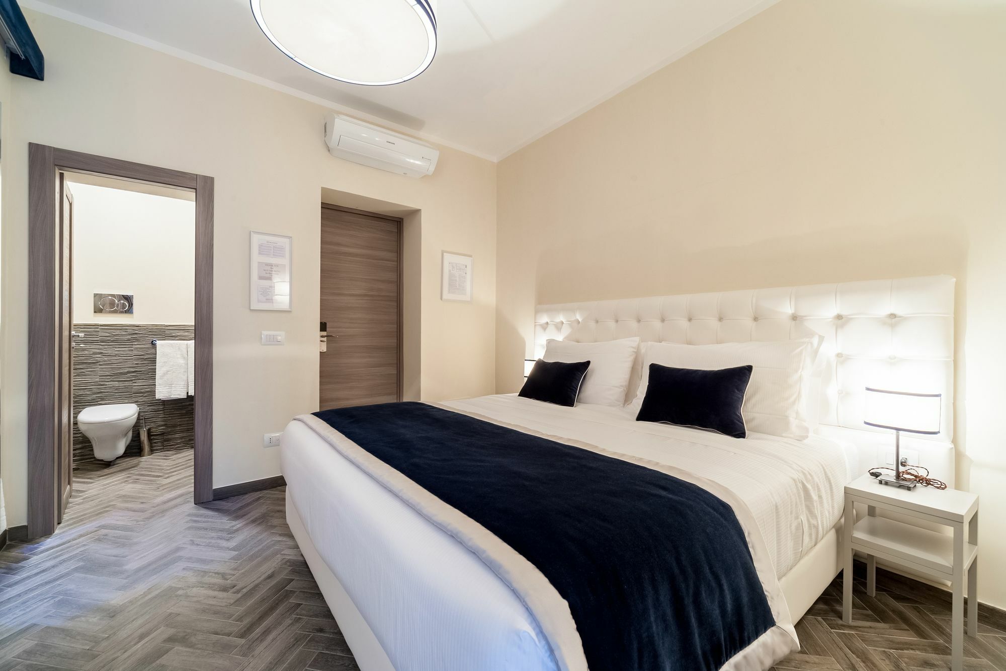 Foro Romano Luxury Suites Kültér fotó
