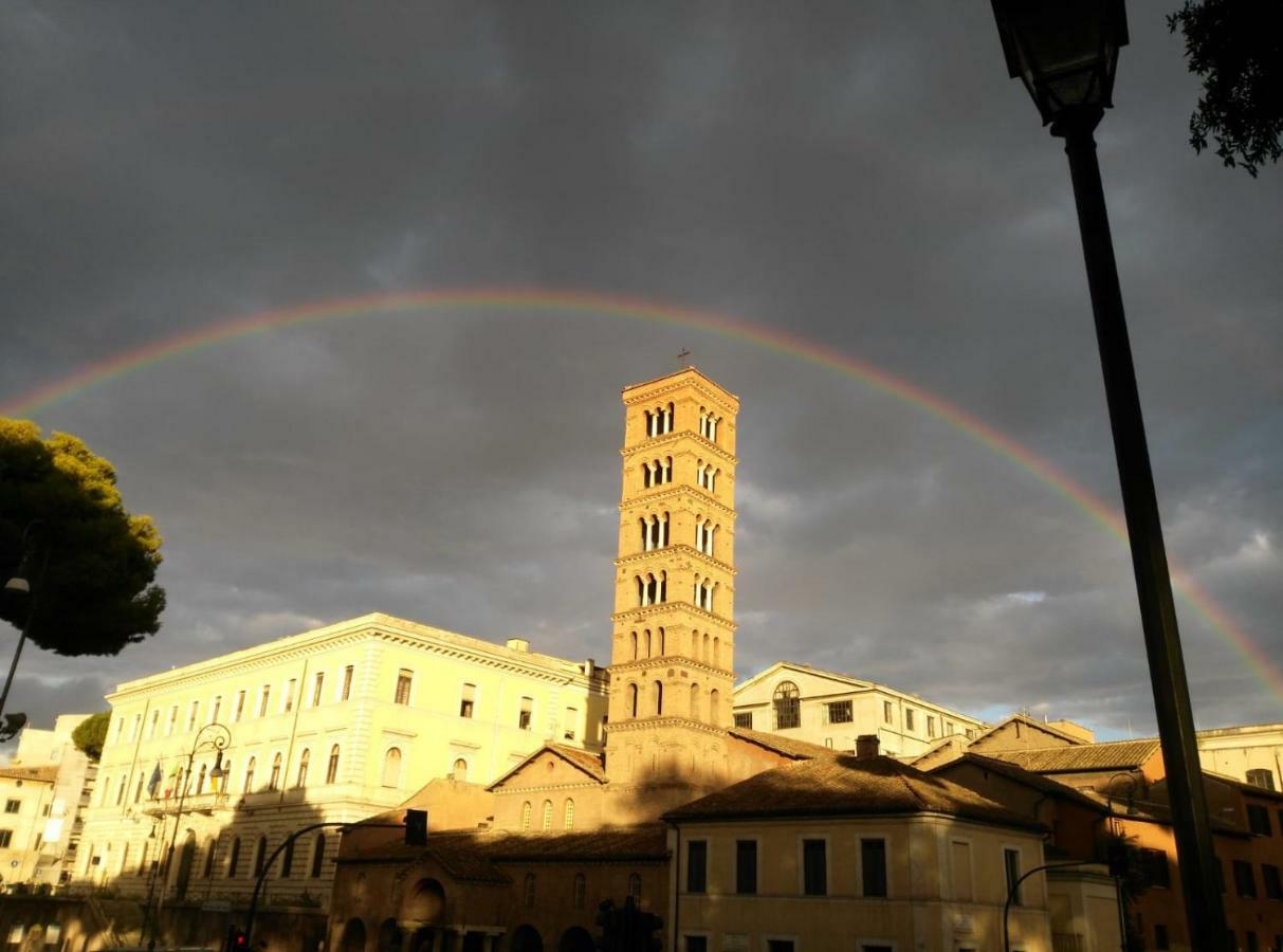 Foro Romano Luxury Suites Kültér fotó
